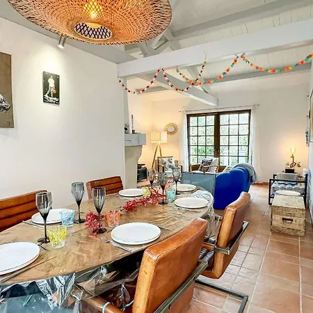 别墅 Superbe Avec Piscine Chauffee